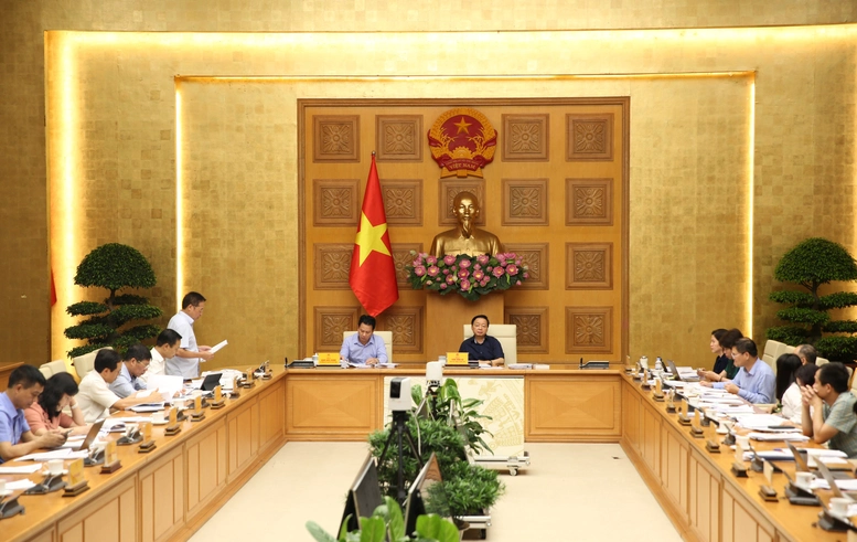 Phó Thủ tướng Trần Hồng Hà chỉ đạo hoàn thiện 3 nghị định quan trọng về đất đai- Ảnh 1.
